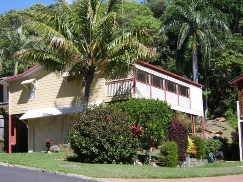 32 Scrub Road, Coolum Beach QLD 4573