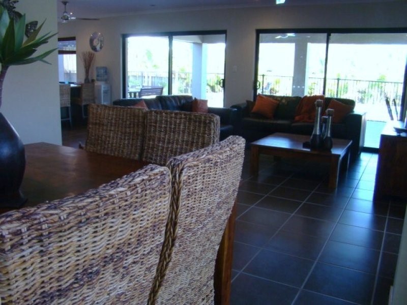 3 Thomson Place, Peregian Springs QLD 4573