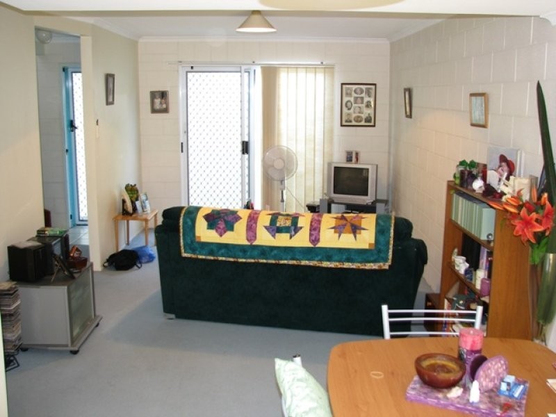1/51 kowonga Street, Pacific Paradise QLD 4564