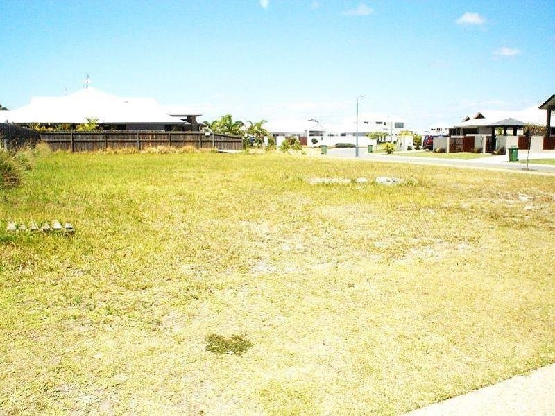 28 Seahorse Drive, Twin Waters QLD 4564