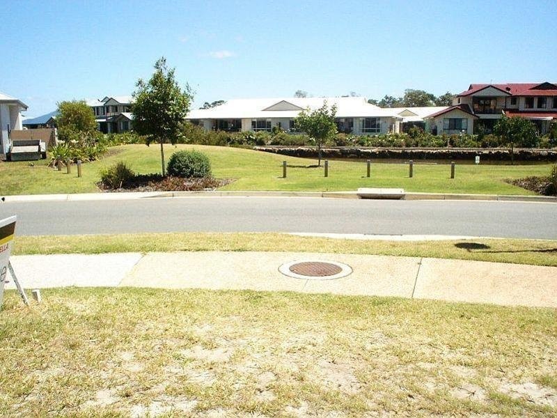 28 Seahorse Drive, Twin Waters QLD 4564