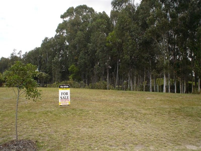 8 Hetherington Drive, Twin Waters QLD 4564