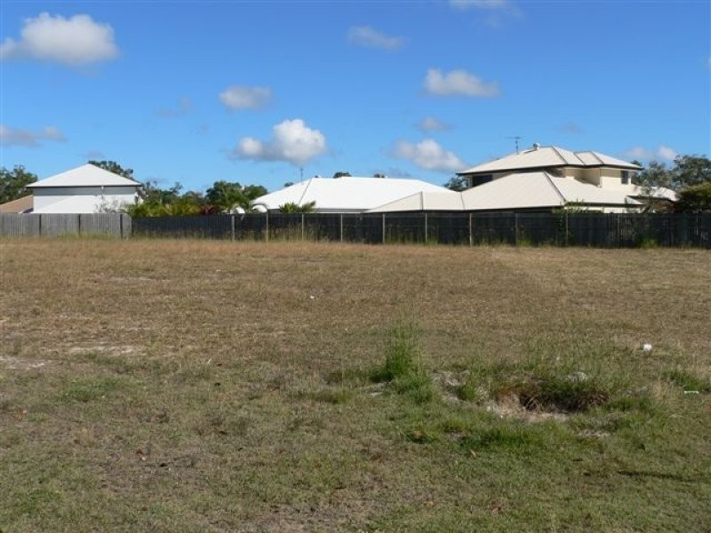 114 The Avenue, Peregian Springs QLD 4573