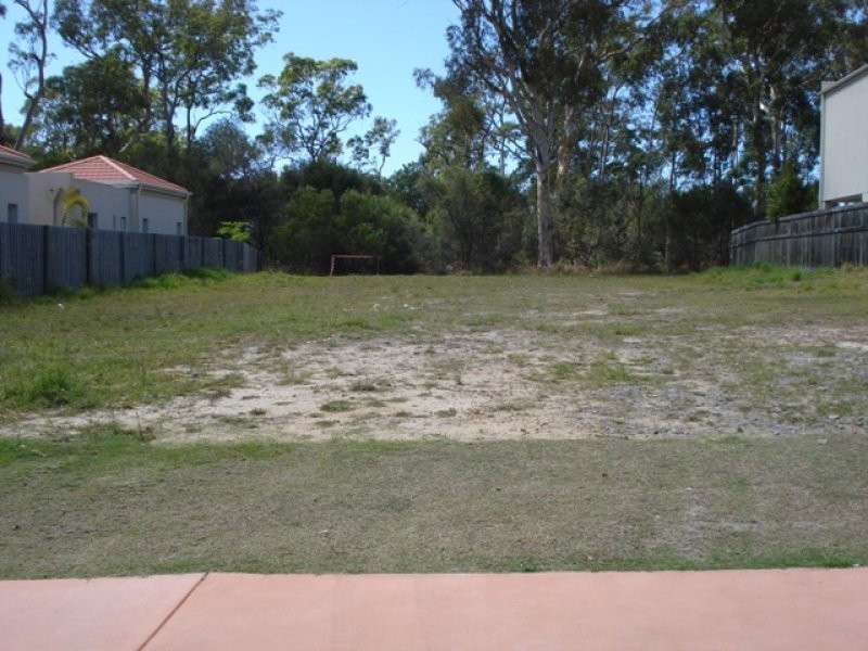 77 The Avenue, Peregian Springs QLD 4573
