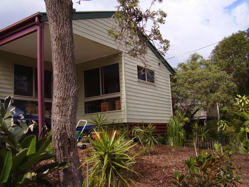 2233 David Low Way, Peregian Beach QLD 4573
