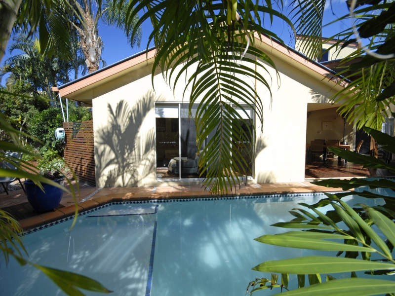 4 Sabraon Court, Marcoola QLD 4564