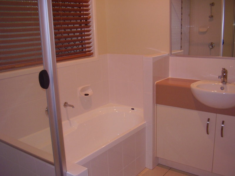 14 Fitzroy Court, Pacific Paradise QLD 4564