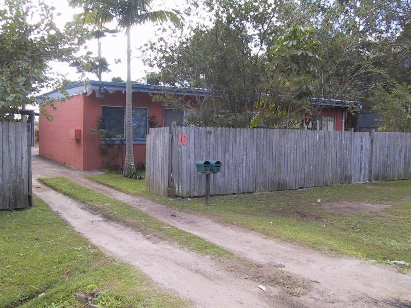2/16 Sycamore Street, Mudjimba QLD 4564