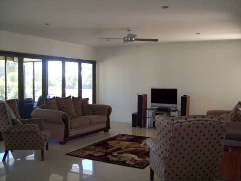29 North Beach Place, Mudjimba QLD 4564
