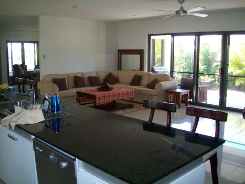 29 North Beach Place, Mudjimba QLD 4564