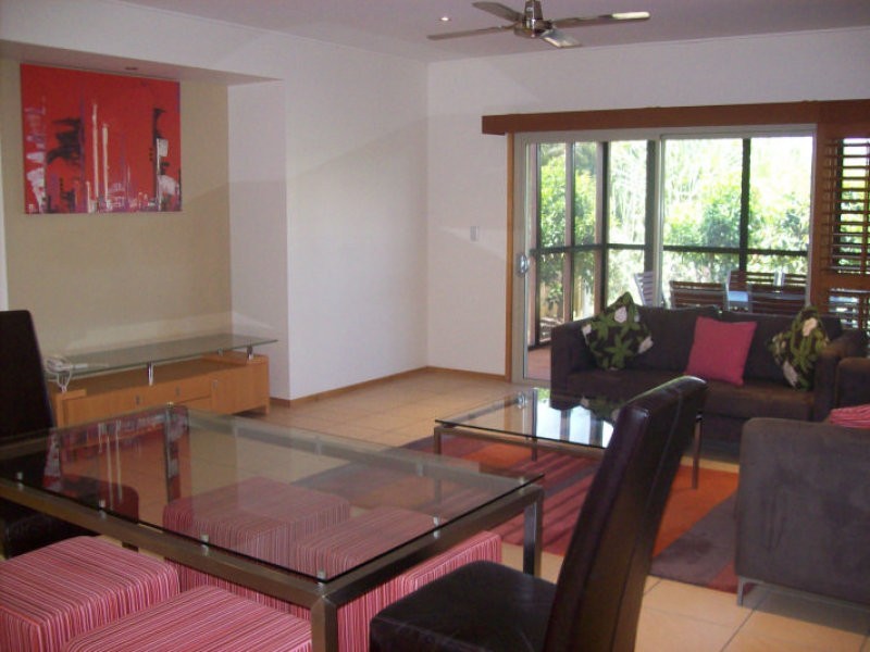 3b North Beach Place, Mudjimba QLD 4564