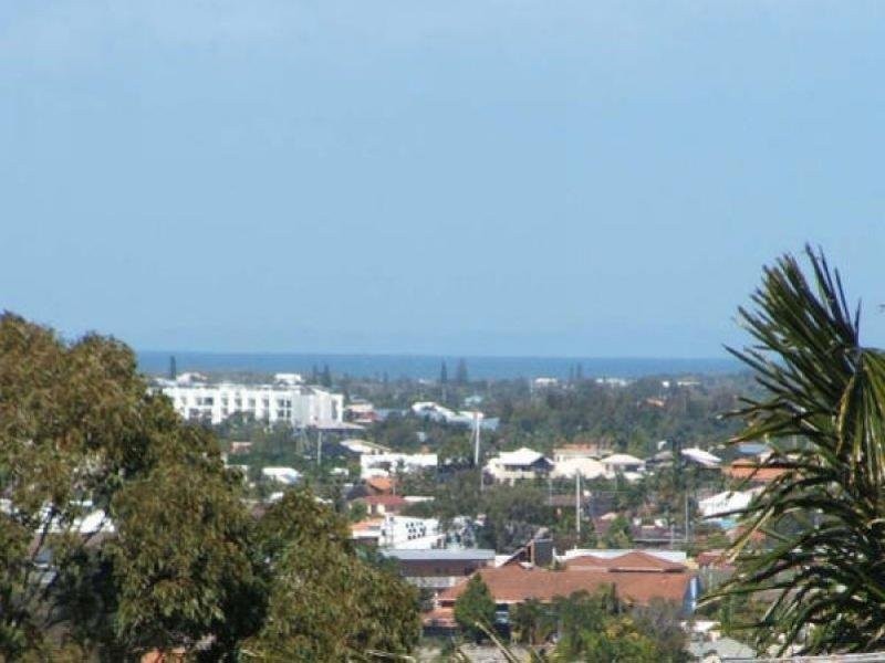 14 Kalinda Avenue, Mooloolaba QLD 4557