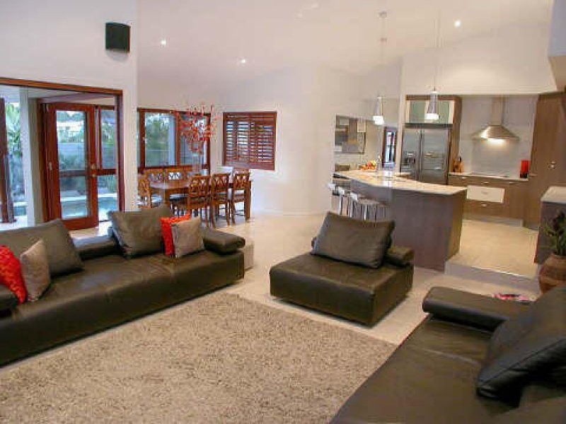 2 Oceanic Court, Twin Waters QLD 4564