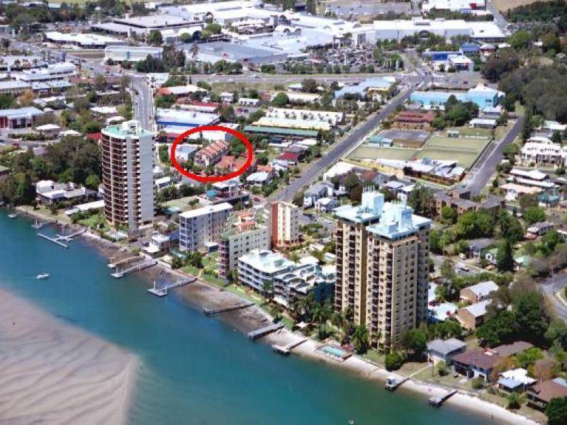 1/ 61 Duporth Avenue, Maroochydore QLD 4558