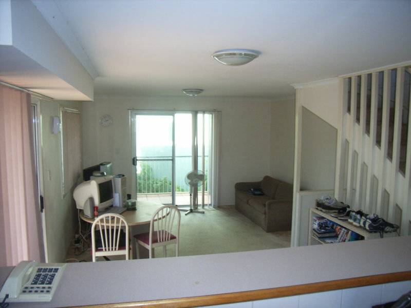 1/ 61 Duporth Avenue, Maroochydore QLD 4558