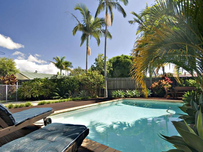 24 Surf Road, Maroochydore QLD 4558