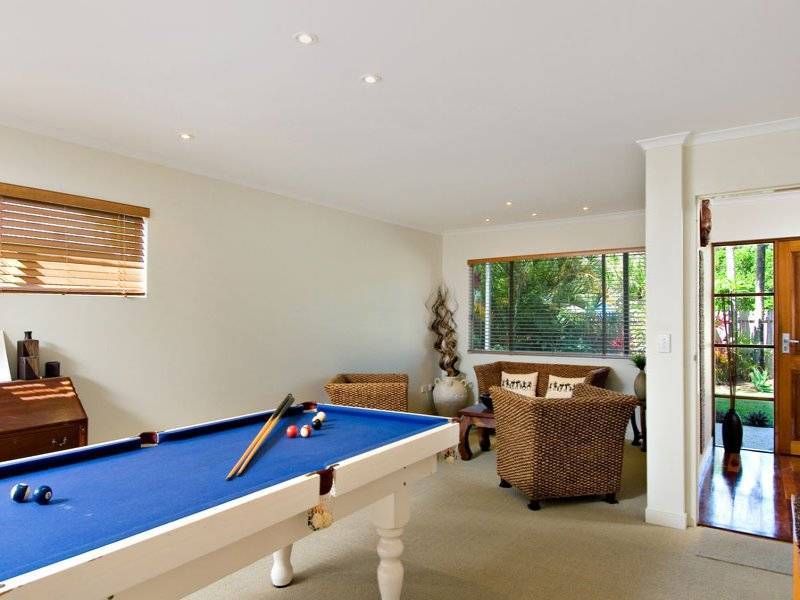 24 Surf Road, Maroochydore QLD 4558