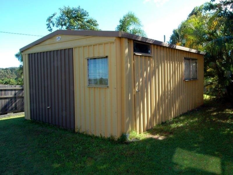 4 Lyn Court, Bli Bli QLD 4560