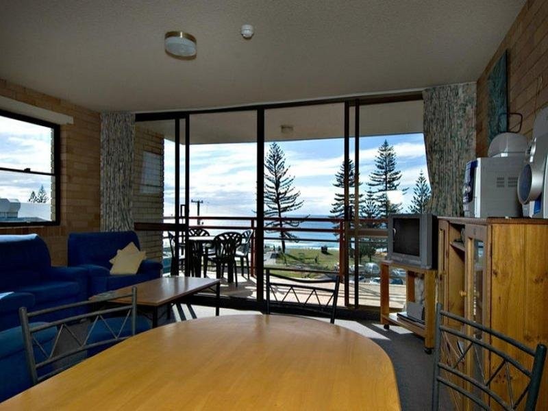 170 Alexandra Parade, Alexandra Headland QLD 4572