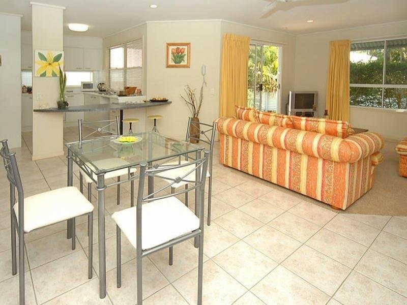 13/1 ‘Emerald Springs’, Poinsettia Court, Mooloolaba QLD 4557