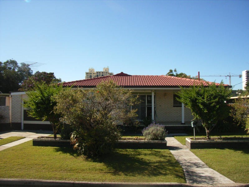 51 Hinley Avenue, Maroochydore QLD 4558