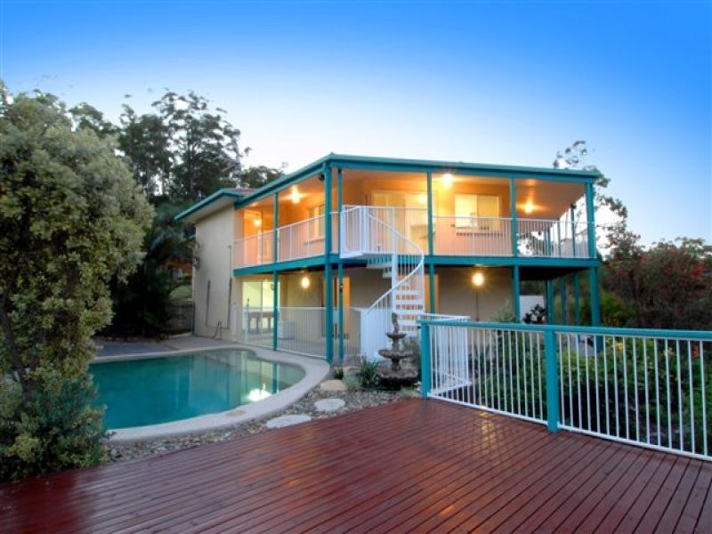 17 Forest Oak Court, Tanawha QLD 4556