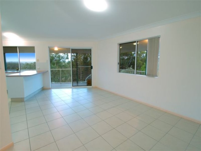 17 Forest Oak Court, Tanawha QLD 4556