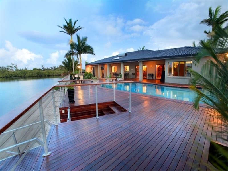 18 Imara Court, Mountain Creek QLD 4557