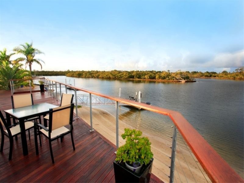 18 Imara Court, Mountain Creek QLD 4557