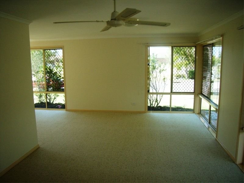 2 Oxford Close, Sippy Downs QLD 4556