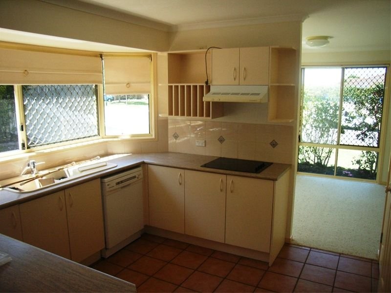 2 Oxford Close, Sippy Downs QLD 4556