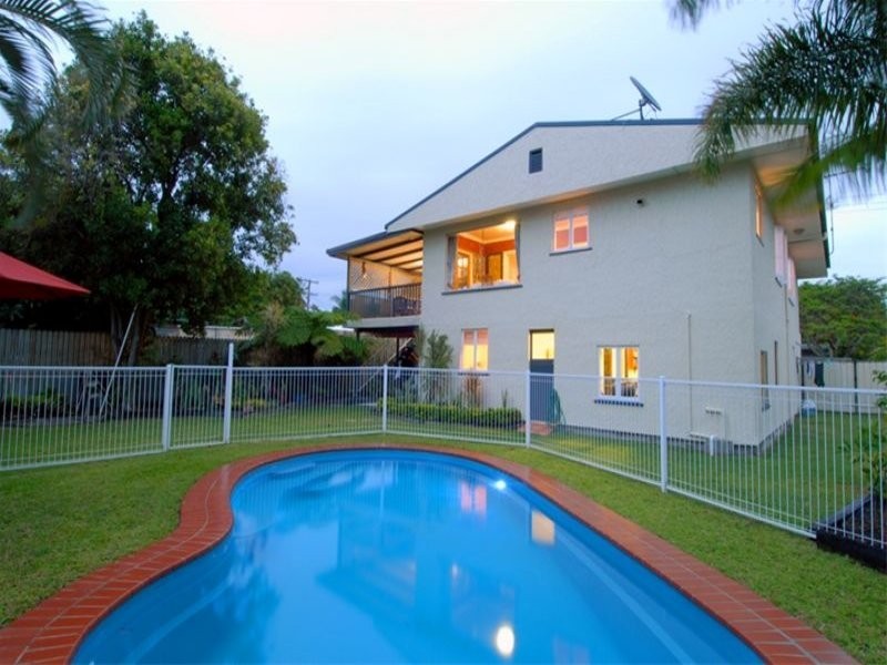 11 Yorlambu Parade, Maroochydore QLD 4558