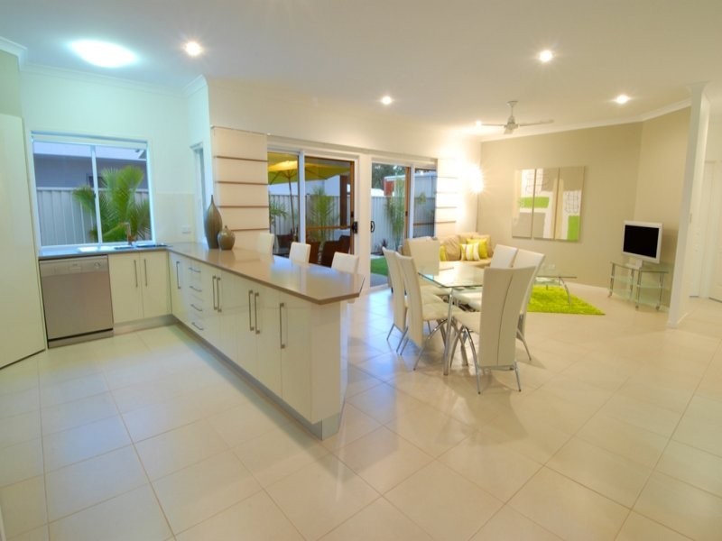 21 Tarawa Street, Parrearra QLD 4575