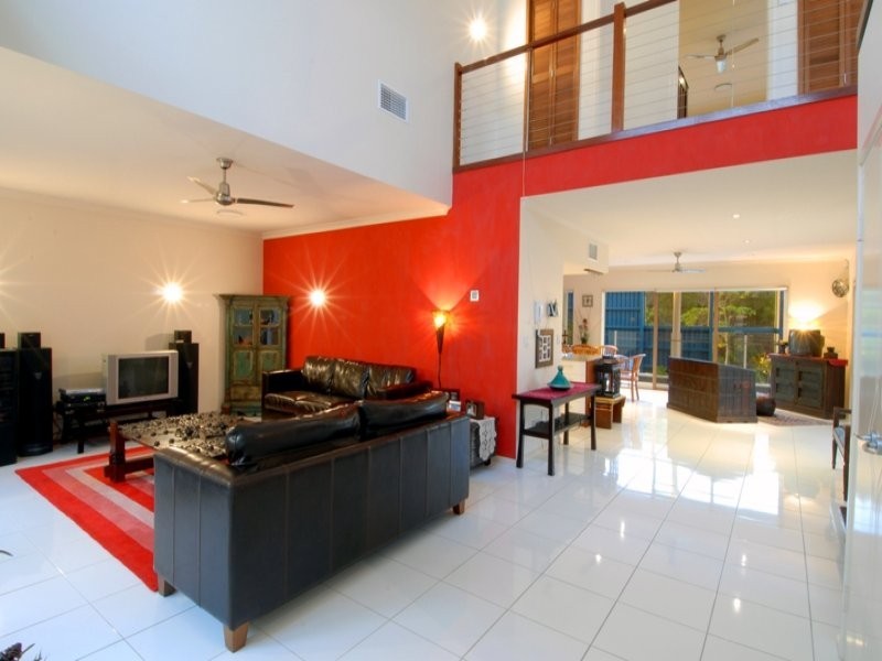 19 Magnetic Street, Parrearra QLD 4575