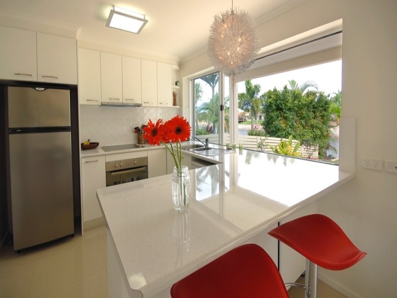 2b Admirals Court, Mooloolaba QLD 4557