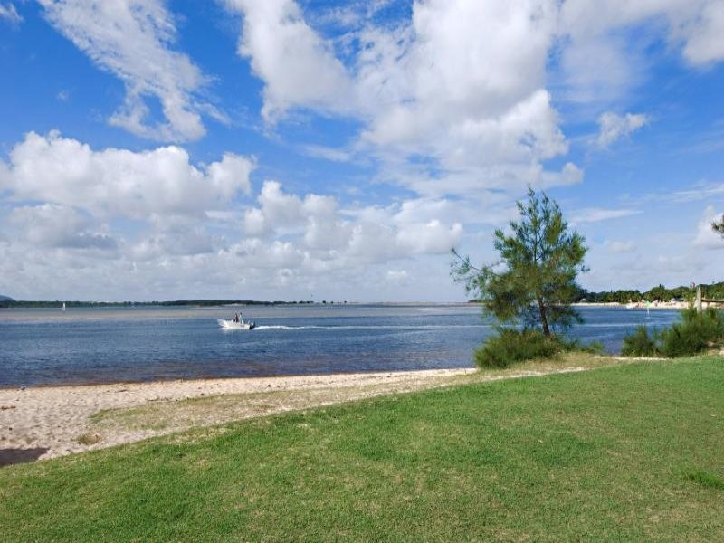 Level 1 3/27 ‘Ocean Isles’ Cotton Tree Esplanade, Maroochydore QLD 4558