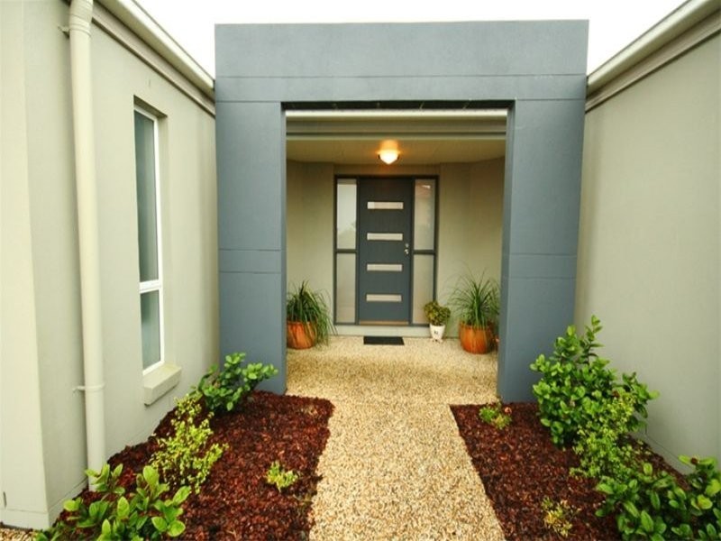 30 Sailfish Drive, Mountain Creek QLD 4557