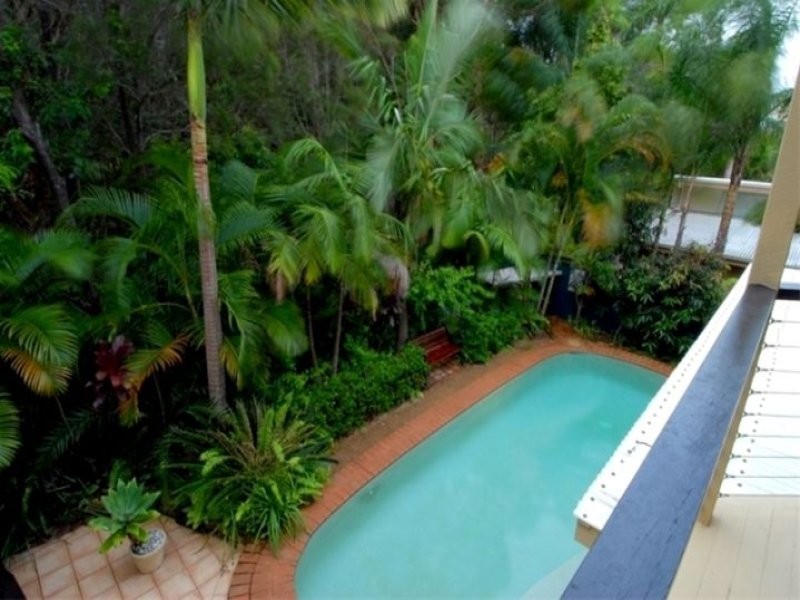 19 Admiralty Drive, Alexandra Headland QLD 4572