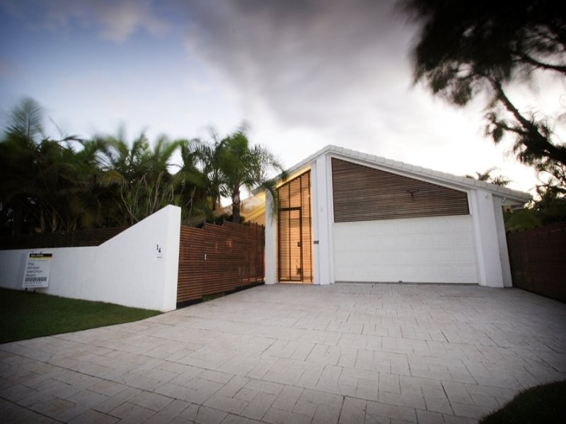 14 Atlantis Parade, Alexandra Headland QLD 4572