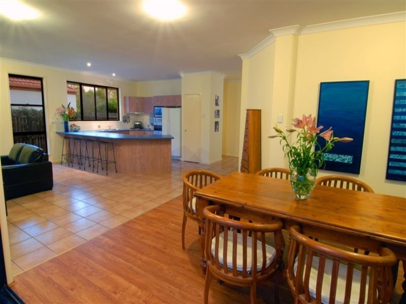 6 Elderberry Court, Twin Waters QLD 4564