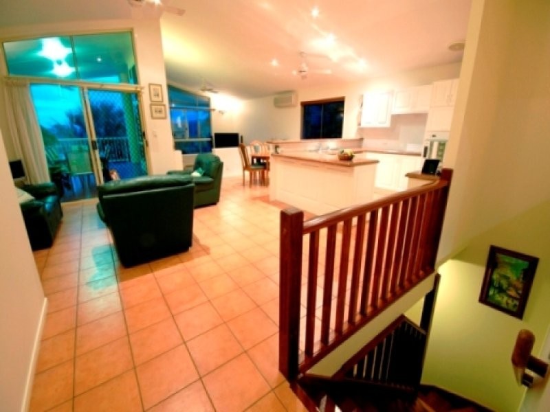8 Golf Links Road, Buderim QLD 4556
