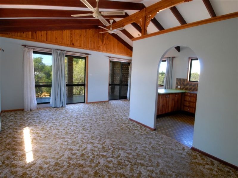 7 Ivy Street, Dicky Beach QLD 4551