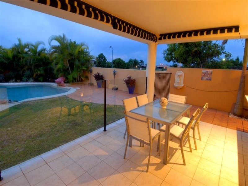 14 Mykonos Court, Kawana Island QLD 4575