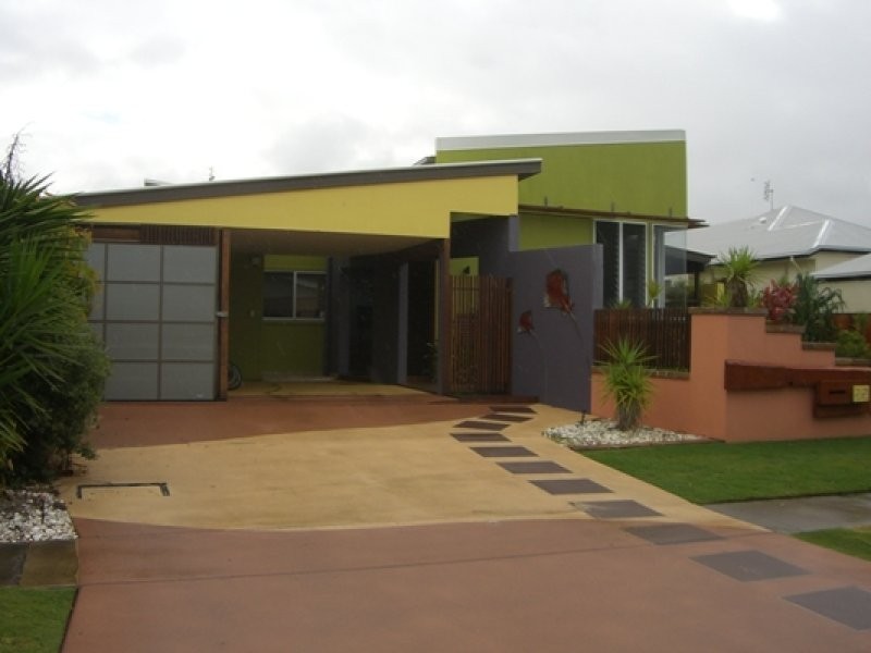 22 North Beach Place, Mudjimba QLD 4564