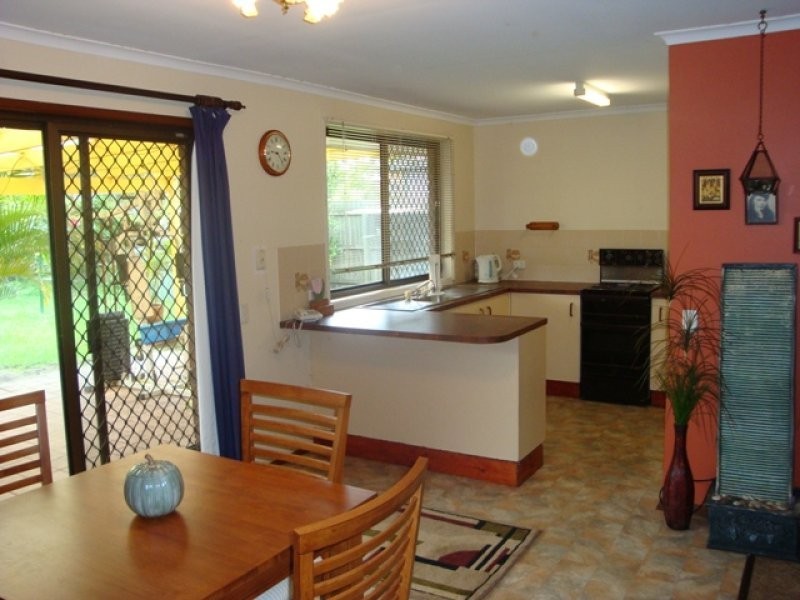 113 Nicklin Way, Warana QLD 4575