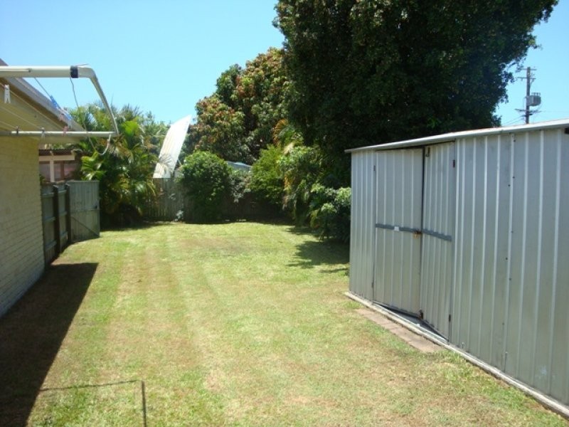 249 Nicklin Way, Warana QLD 4575