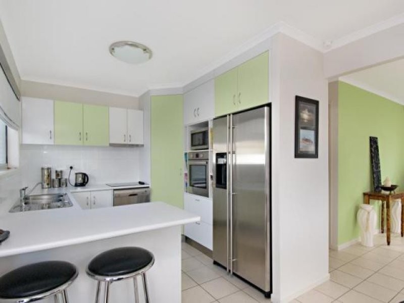 42 Balyata Street, Warana QLD 4575