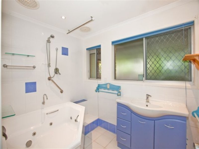 3 Bullando Street, Warana QLD 4575