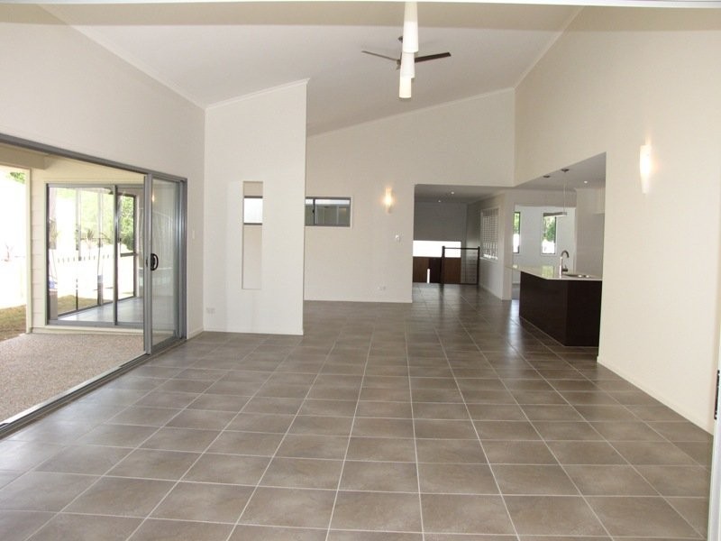 82 Sam White Drive, Buderim QLD 4556