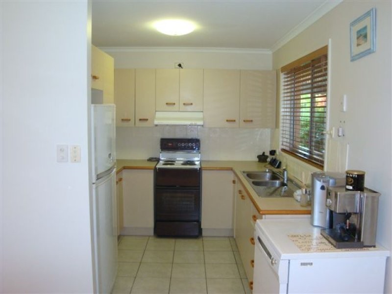 5 Langura Street, Warana QLD 4575